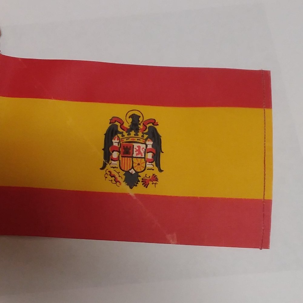 Flag set - Picture 5 of 7
